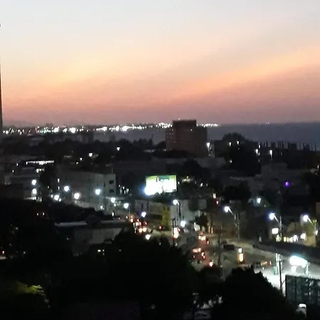 Apartamento Na De Iracema Com Vista Mar