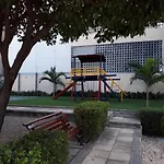 Apartamento Na Praia De Iracema Com Vista Mar