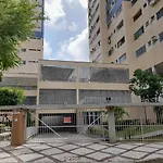 Apartamento Na Praia De Iracema Com Vista Mar