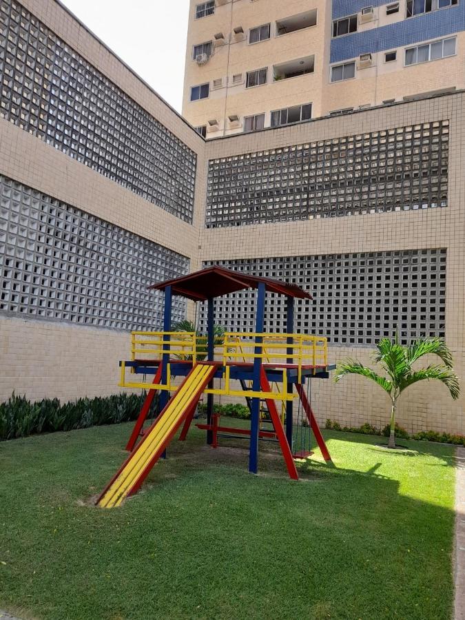 Apartamento Na De Iracema Com Vista Mar